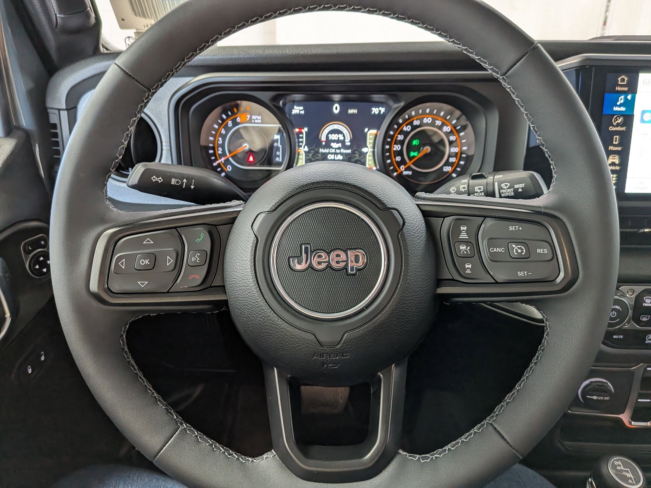 New 2026 Anvil Clear-Coat Exterior Paint Jeep Sport S image 17