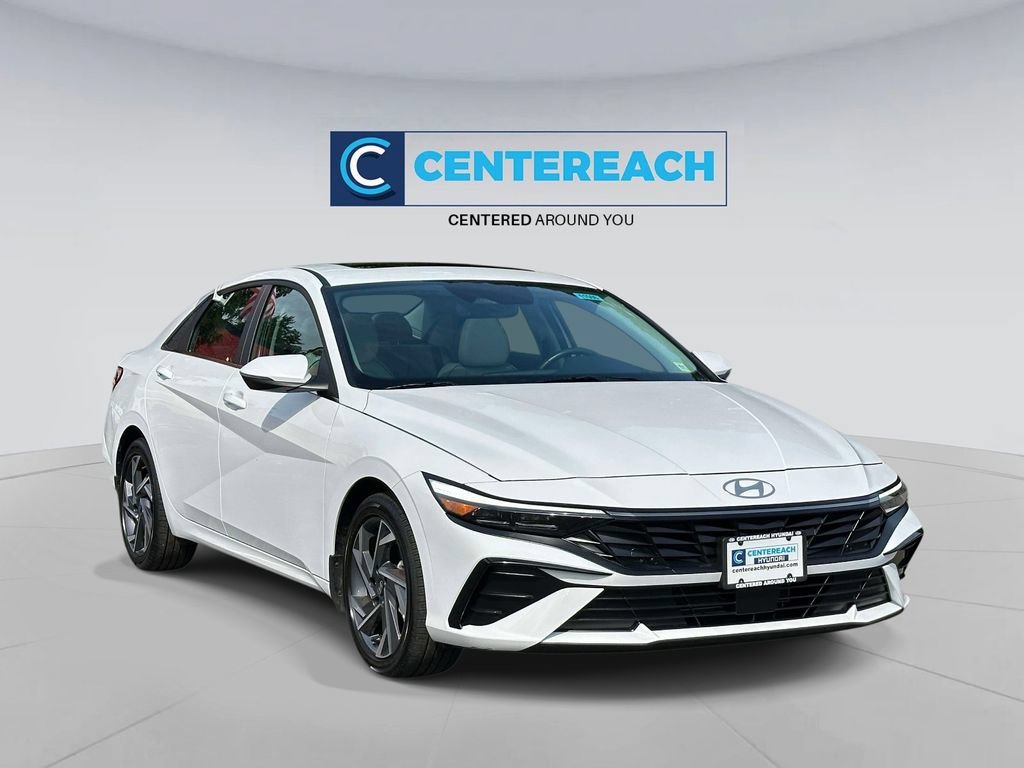 Certified Used 2025 Serenity White Hyundai Limited image 4