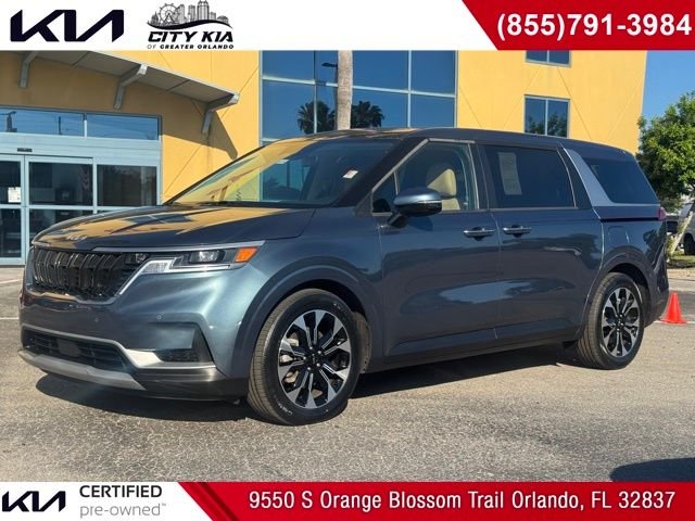 2024 Kia Sedona EX's photo