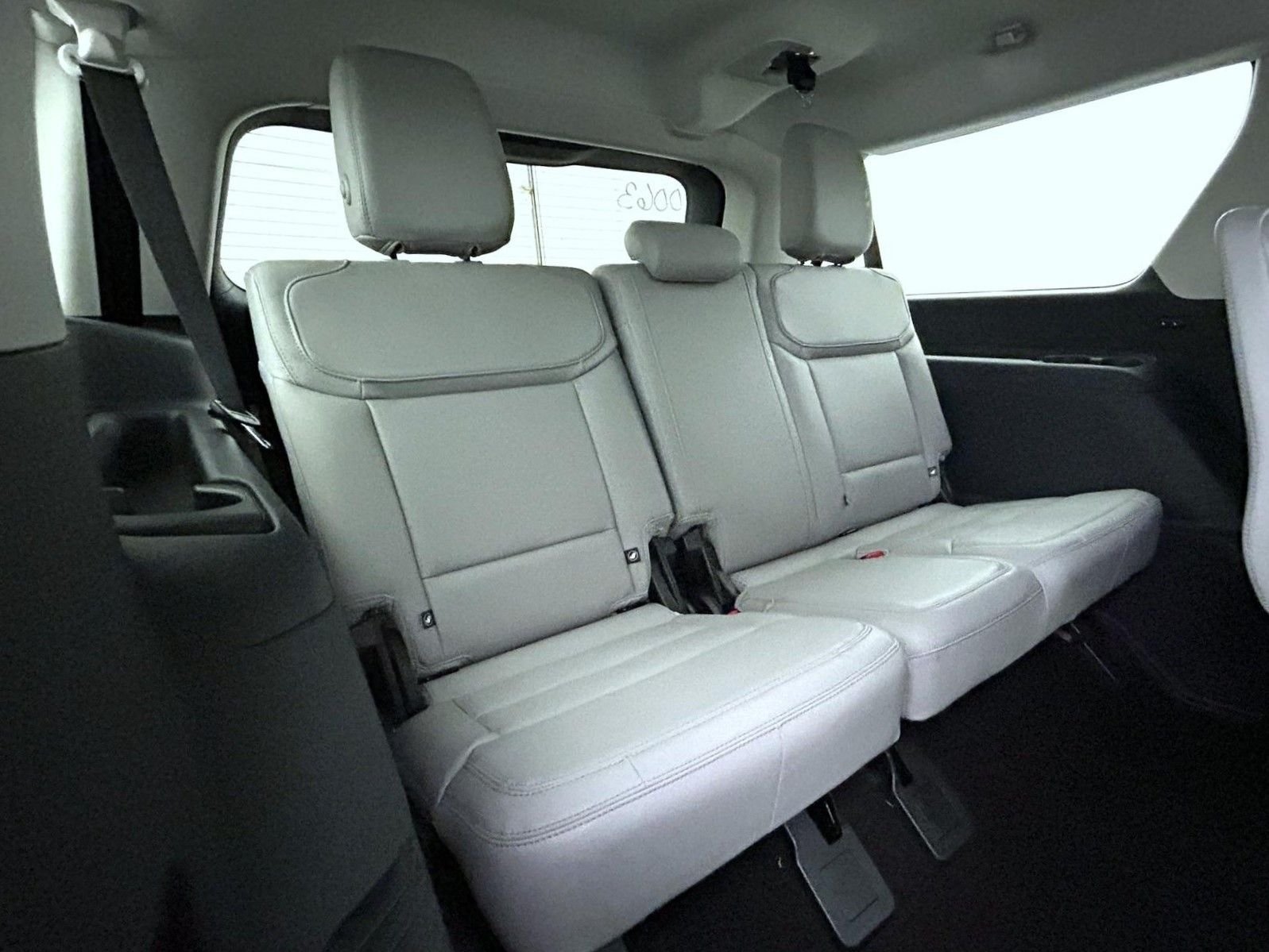 New 2027 Glacier Gray Metallic Tri-Coat Ford Active image 19