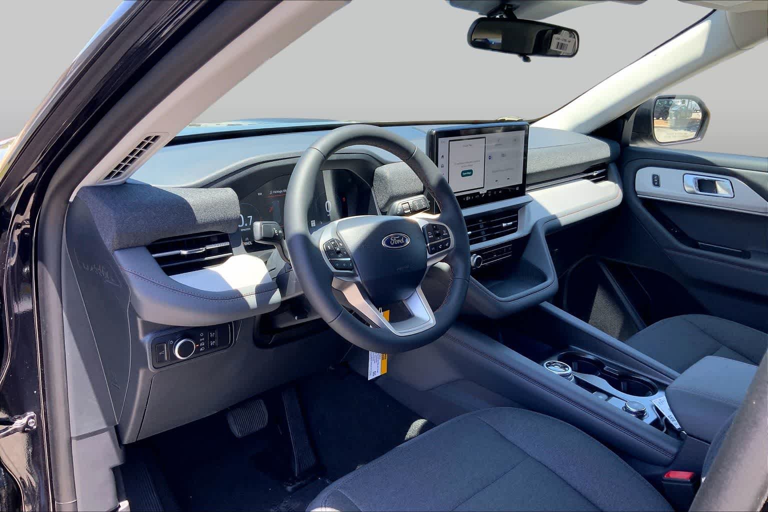 New 2026 Agate Black Metallic Ford Active image 8