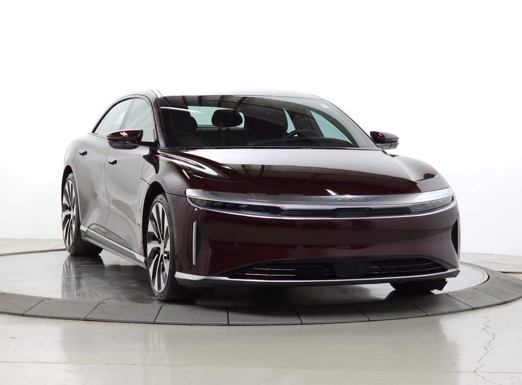 Used 2024 Red Lucid Touring image 10