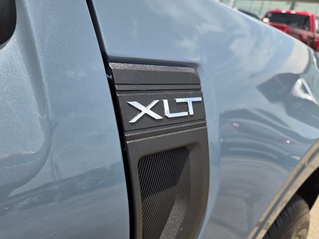 New 2026 Azure Gray Metallic Tri-Coat Ford XLT image 15