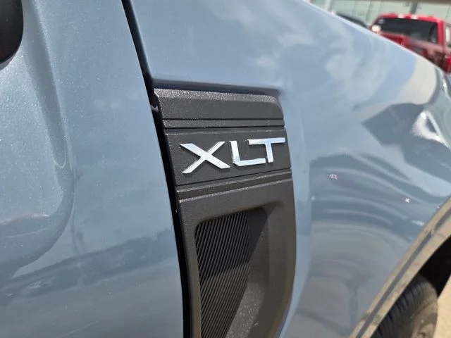 New 2026 Azure Gray Metallic Tri-Coat Ford XLT image 15