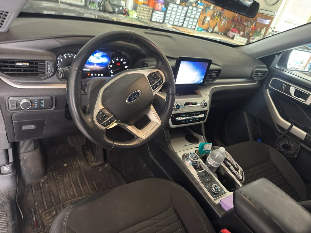 Used 2021 Infinite Blue Metallic Tinted Clearcoat Ford XLT image 5