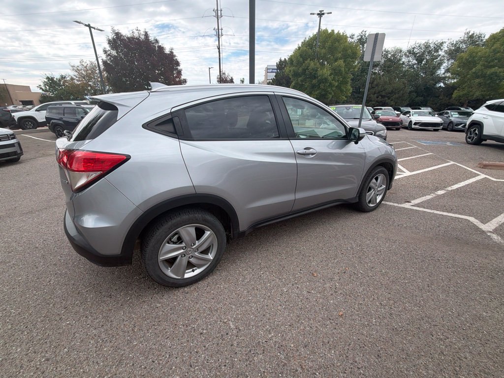 Used 2019  Honda EX image 6
