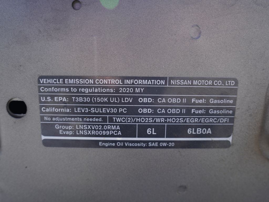 Used 2020 Gray Nissan S image 5