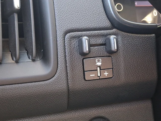 Used 2019 Red Chevrolet ZR2 image 24