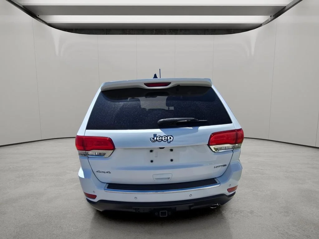 Used 2019 Bright White Clearcoat Jeep Limited image 4