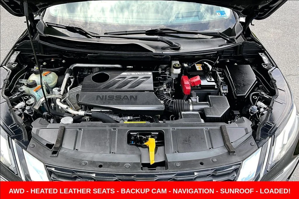 Used 2023 Black Nissan Platinum image 29
