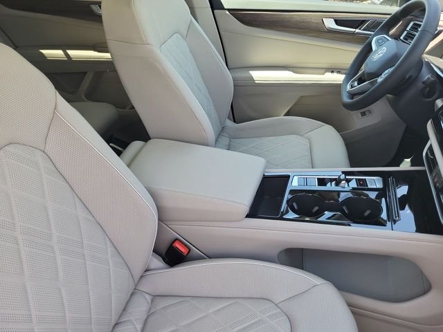 New 2026 Black Volkswagen 2.0T SEL Premium R-Line image 17