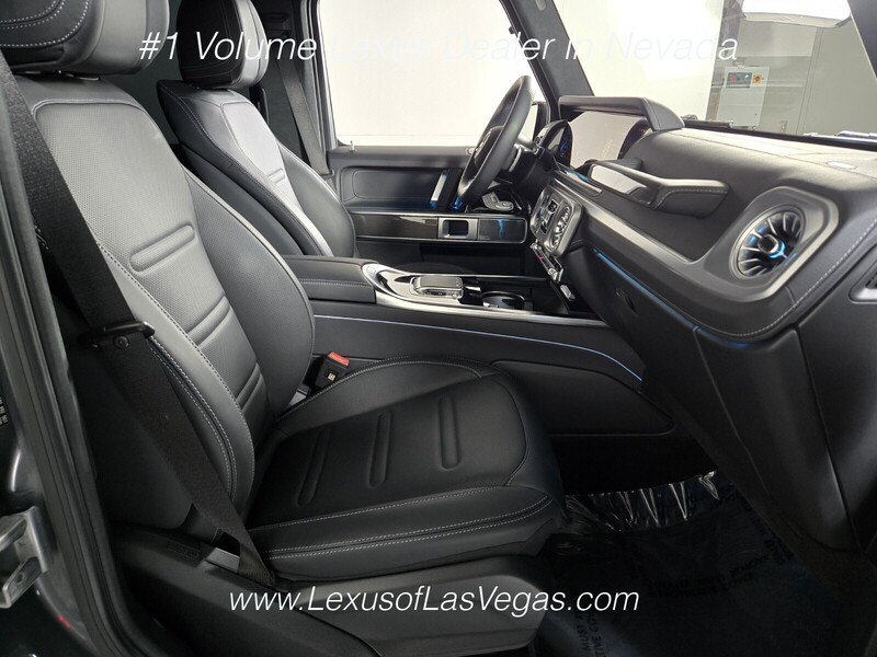 Used 2025 Gray Mercedes-Benz G 580 image 22
