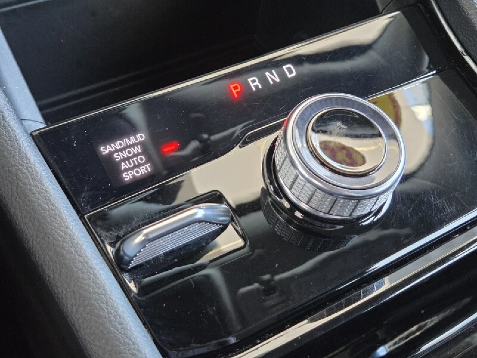 Used 2023 WHITE Jeep Limited image 32