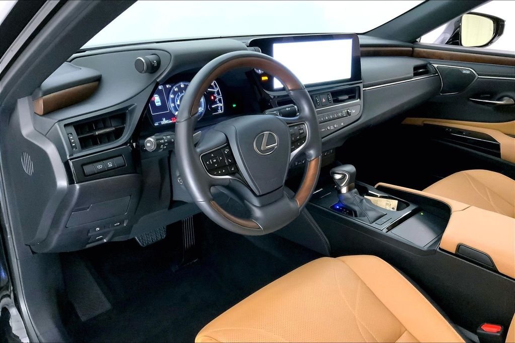 Used 2025 Obsidian Lexus 350 Ultra Luxury image 21
