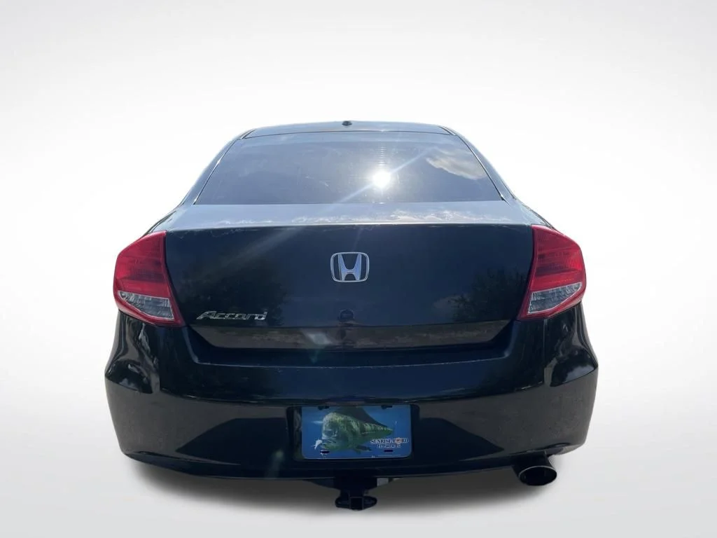 Used 2011 Black Honda EX-L image 7