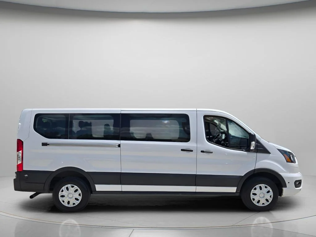 Used 2024 White Ford XLT image 4