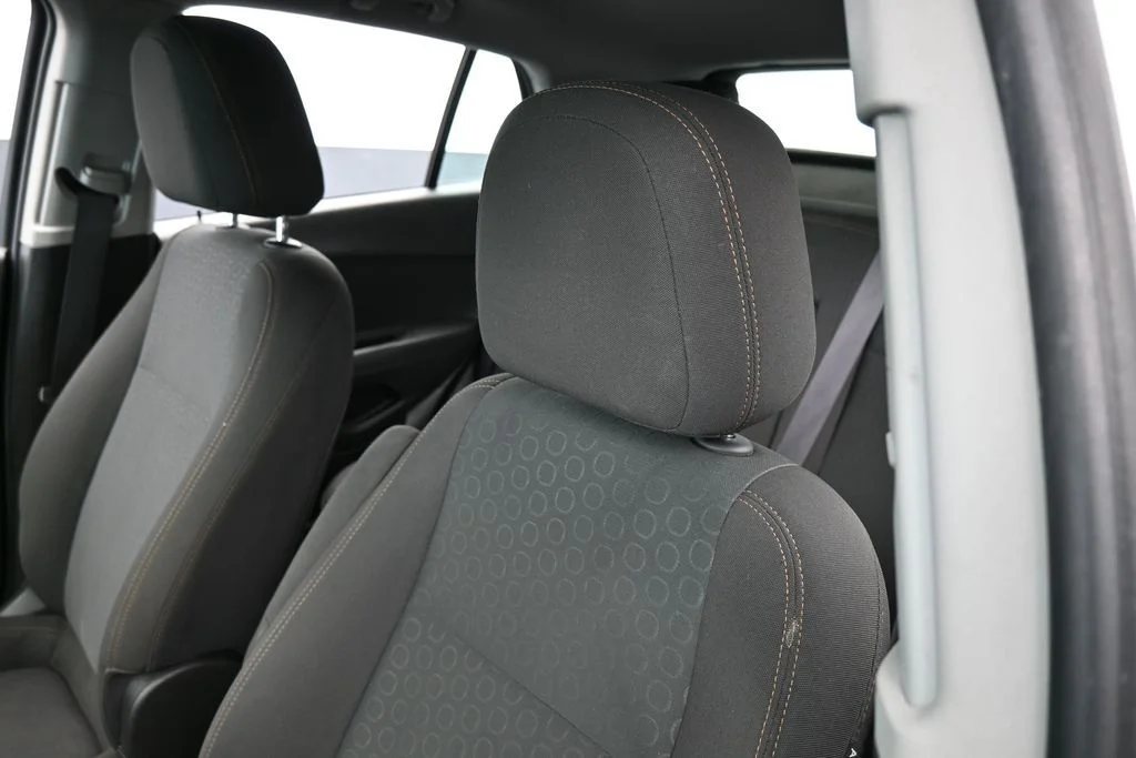 Used 2017 Silver Ice Metallic Chevrolet LS image 16