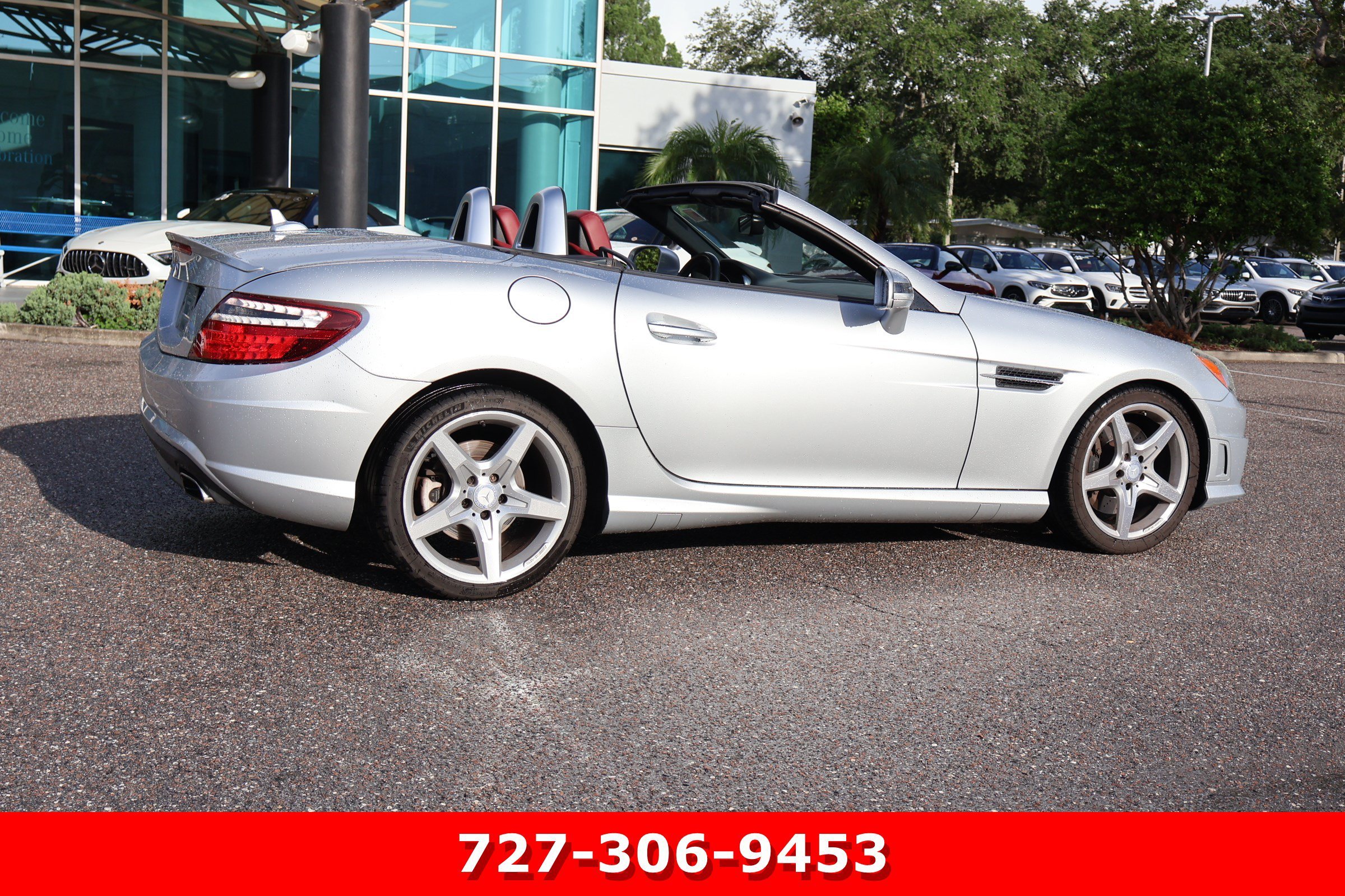 Used 2016 Silver Mercedes-Benz SLK 300 image 10