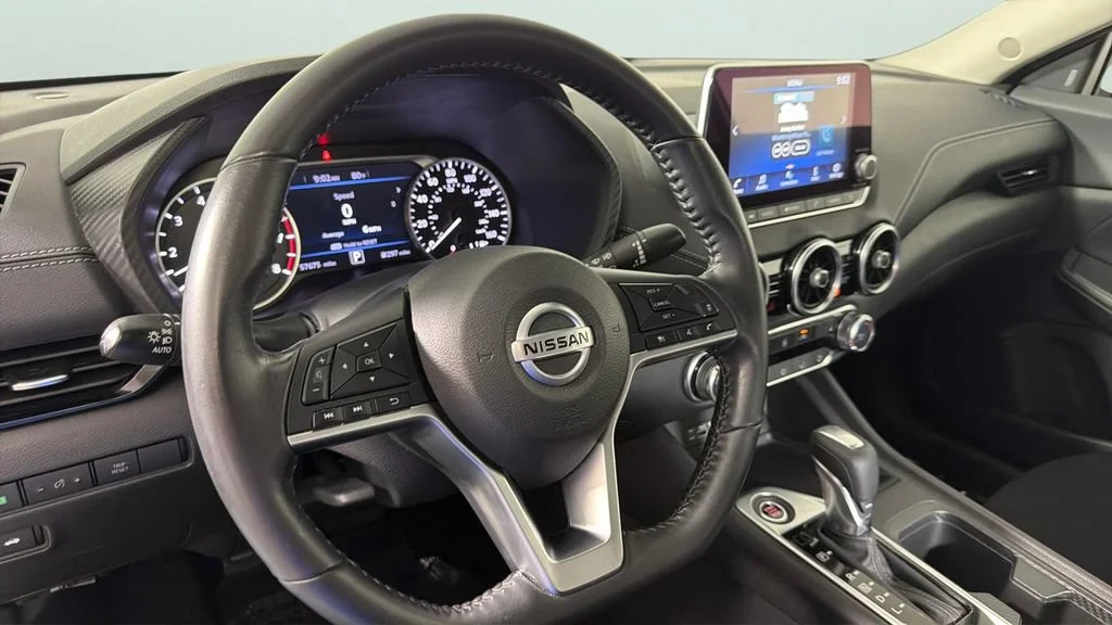 Used 2022 Silver Nissan SV Xtronic CVT image 24