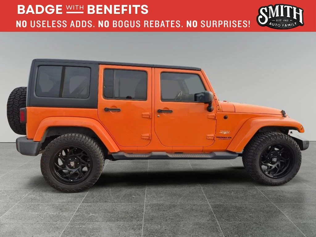 Used 2012  Jeep Sahara image 3