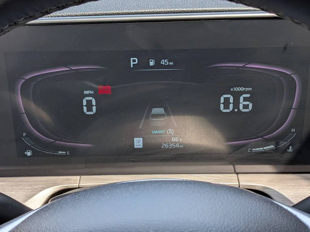 Used 2024 Green Kia EX X-Line image 18
