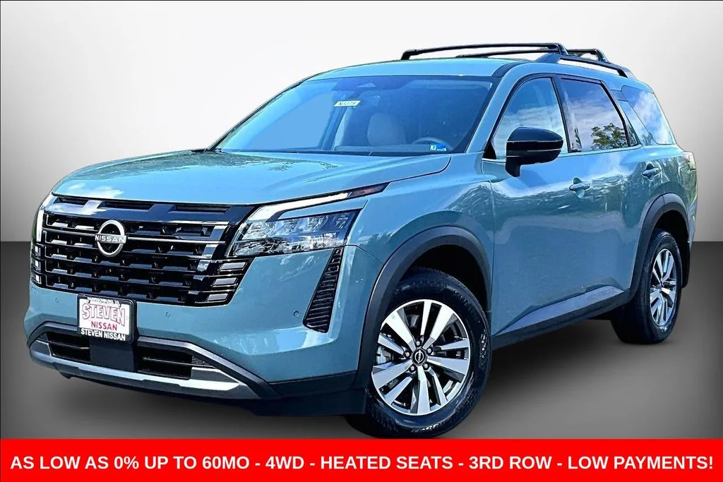 New 2026 Green Nissan SL image 2
