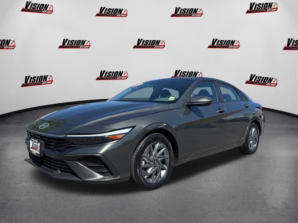 2024 Hyundai Elantra 2.0 SEL IVT's photo