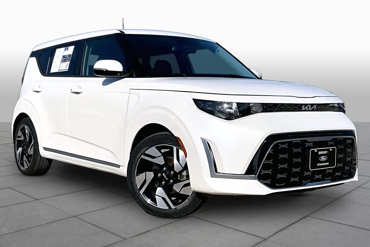 Pre-Owned 2023 Kia Soul GT-Line