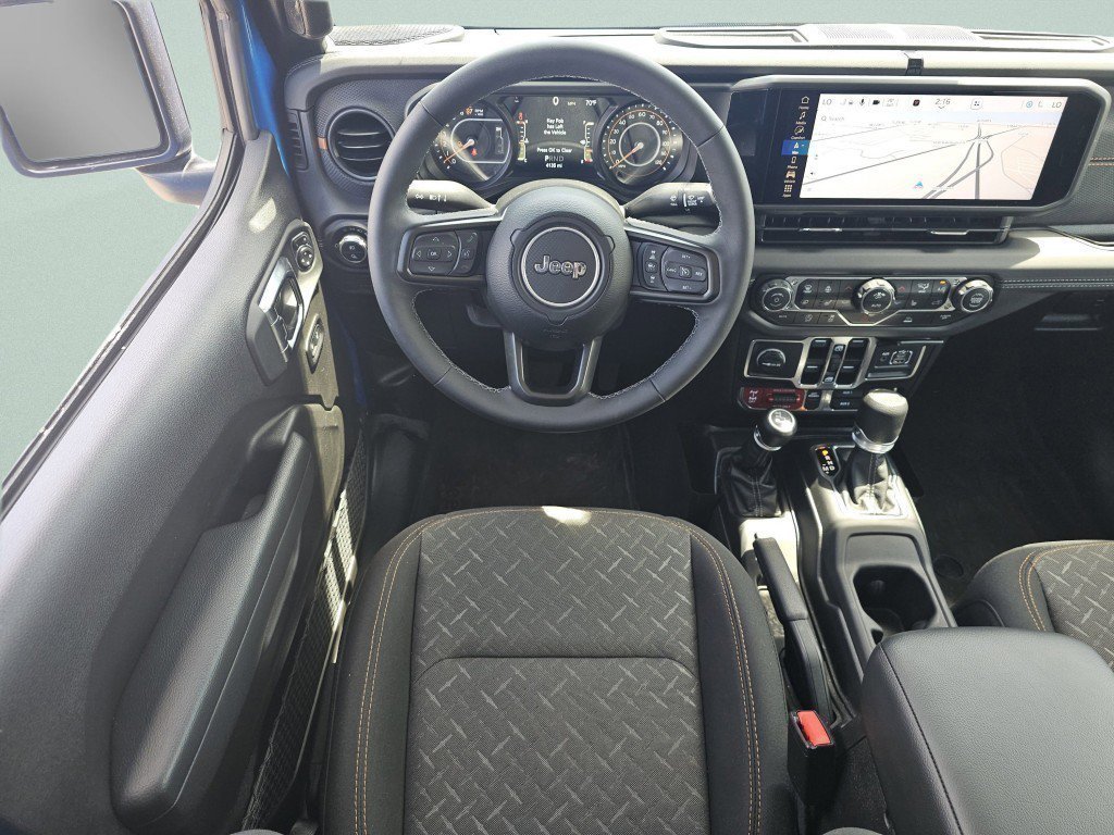 Used 2025 Hydro Blue Pearlcoat Jeep Mojave image 4
