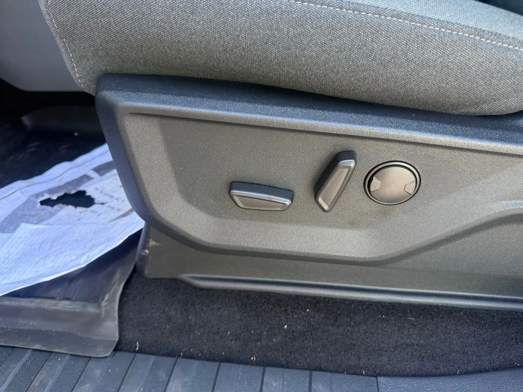 2025 Ford F-150 XLT - Photo 16