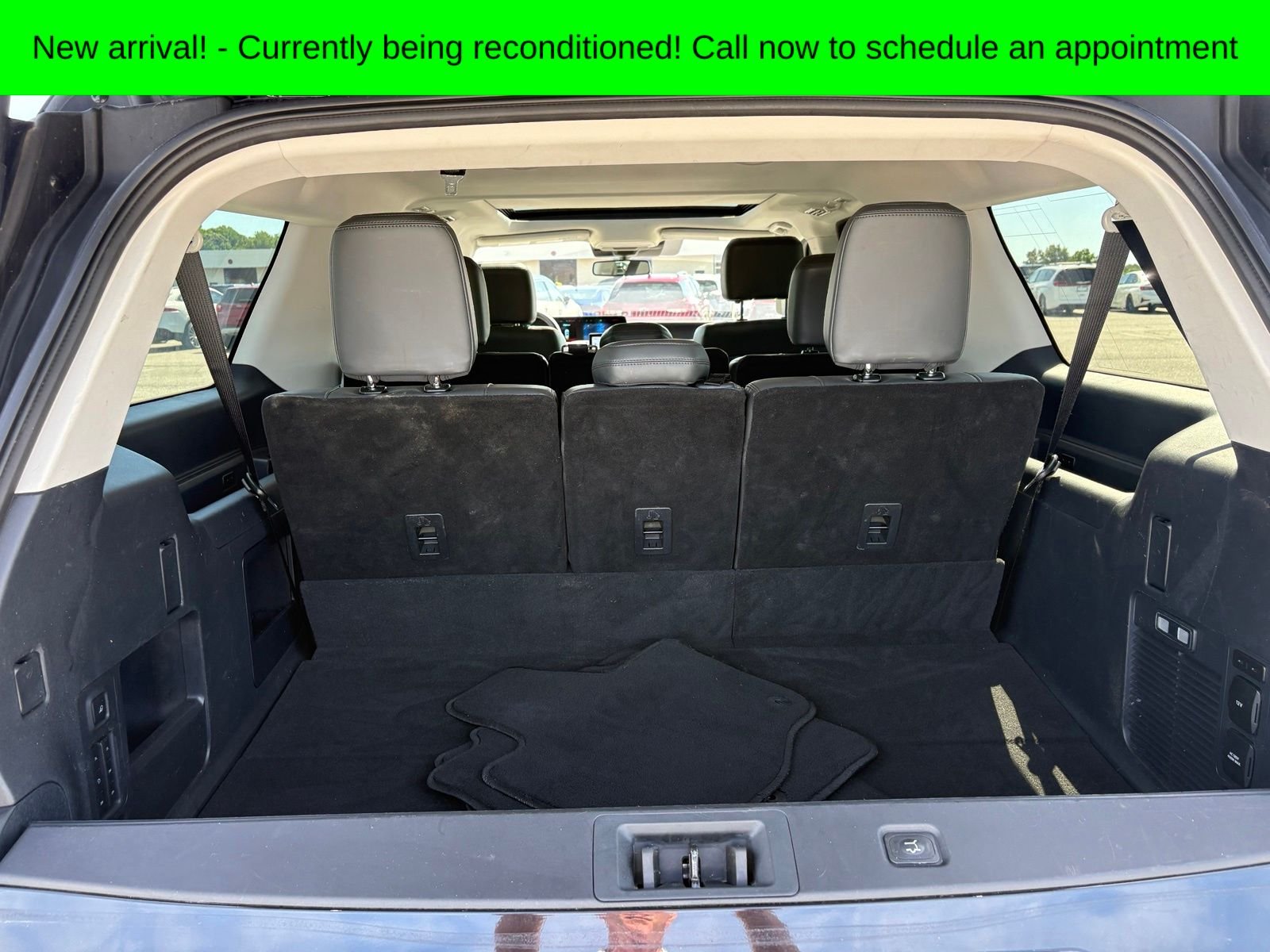 Used 2025 Black Metallic Ford Active image 6
