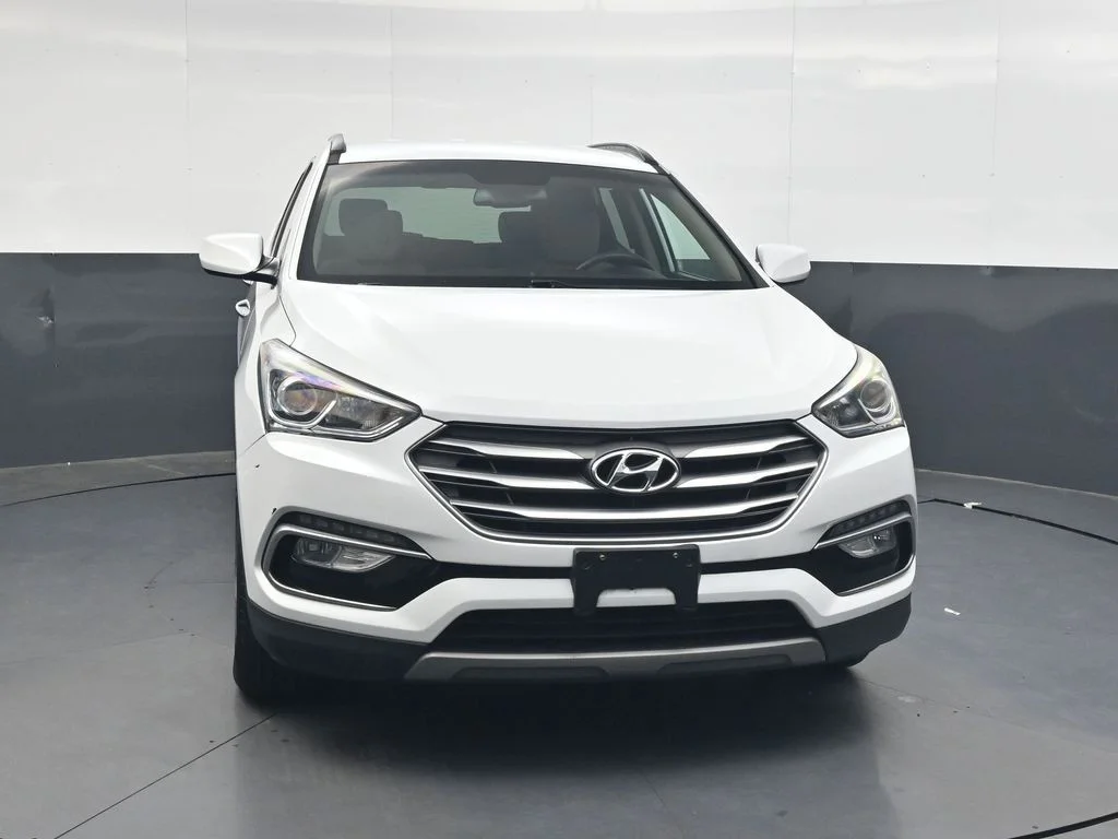 Used 2017 Frost White Hyundai 2.4 Base image 9