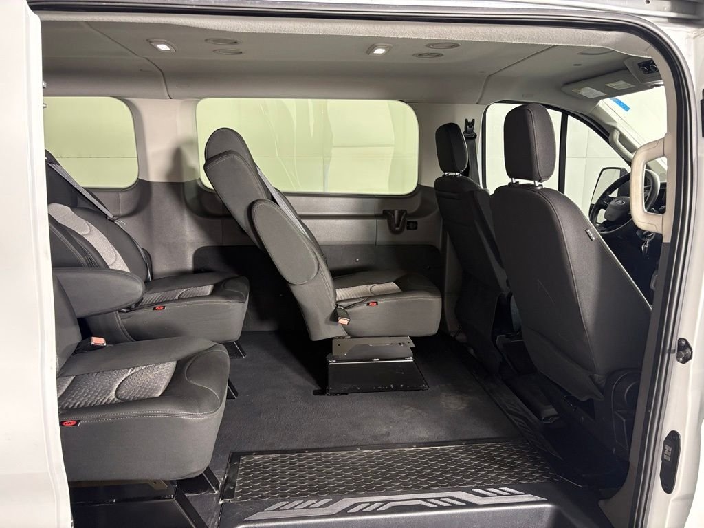 Used 2023 White Ford XLT image 33