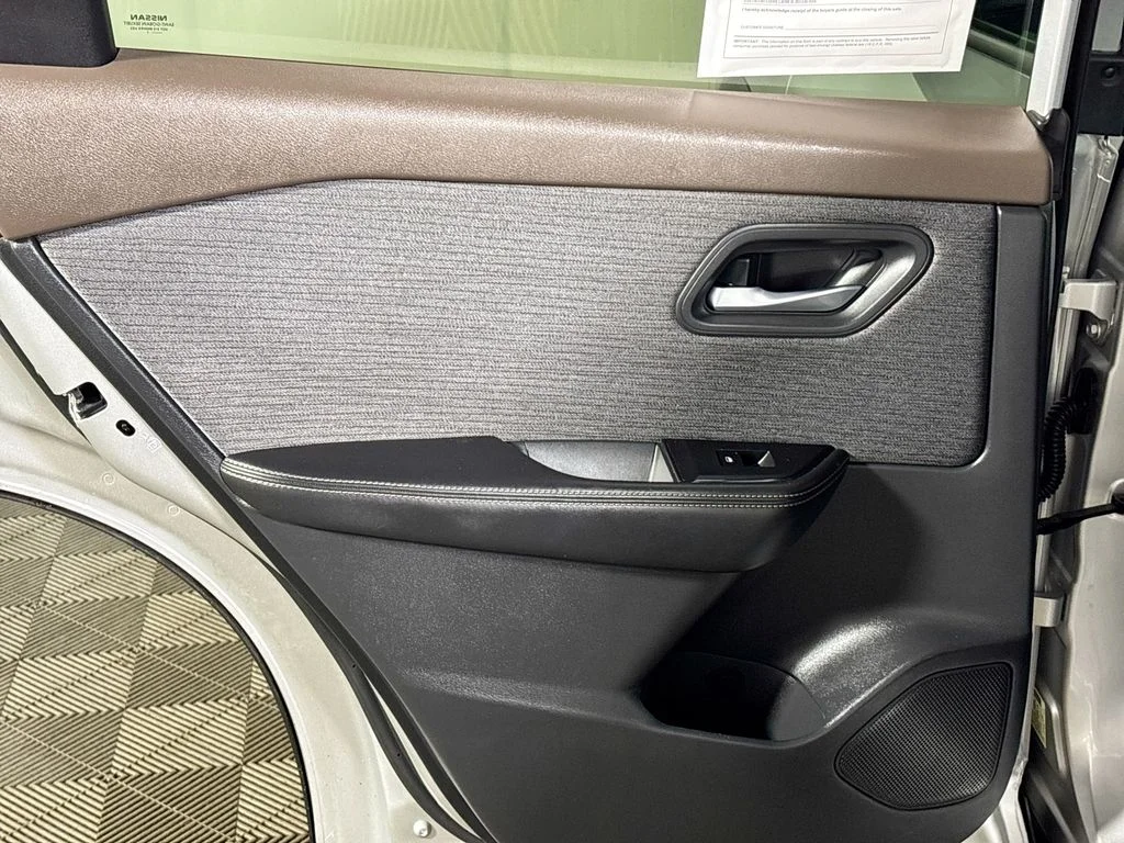 Used 2021 Silver Nissan SV image 18