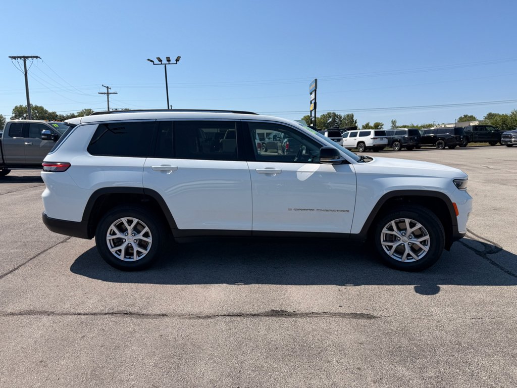 Used 2021 Bright White Clearcoat Jeep Limited image 5