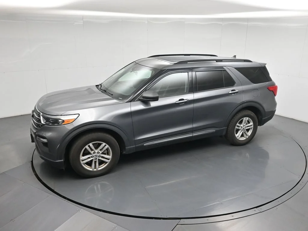 Certified Used 2021 Gray Ford XLT image 22