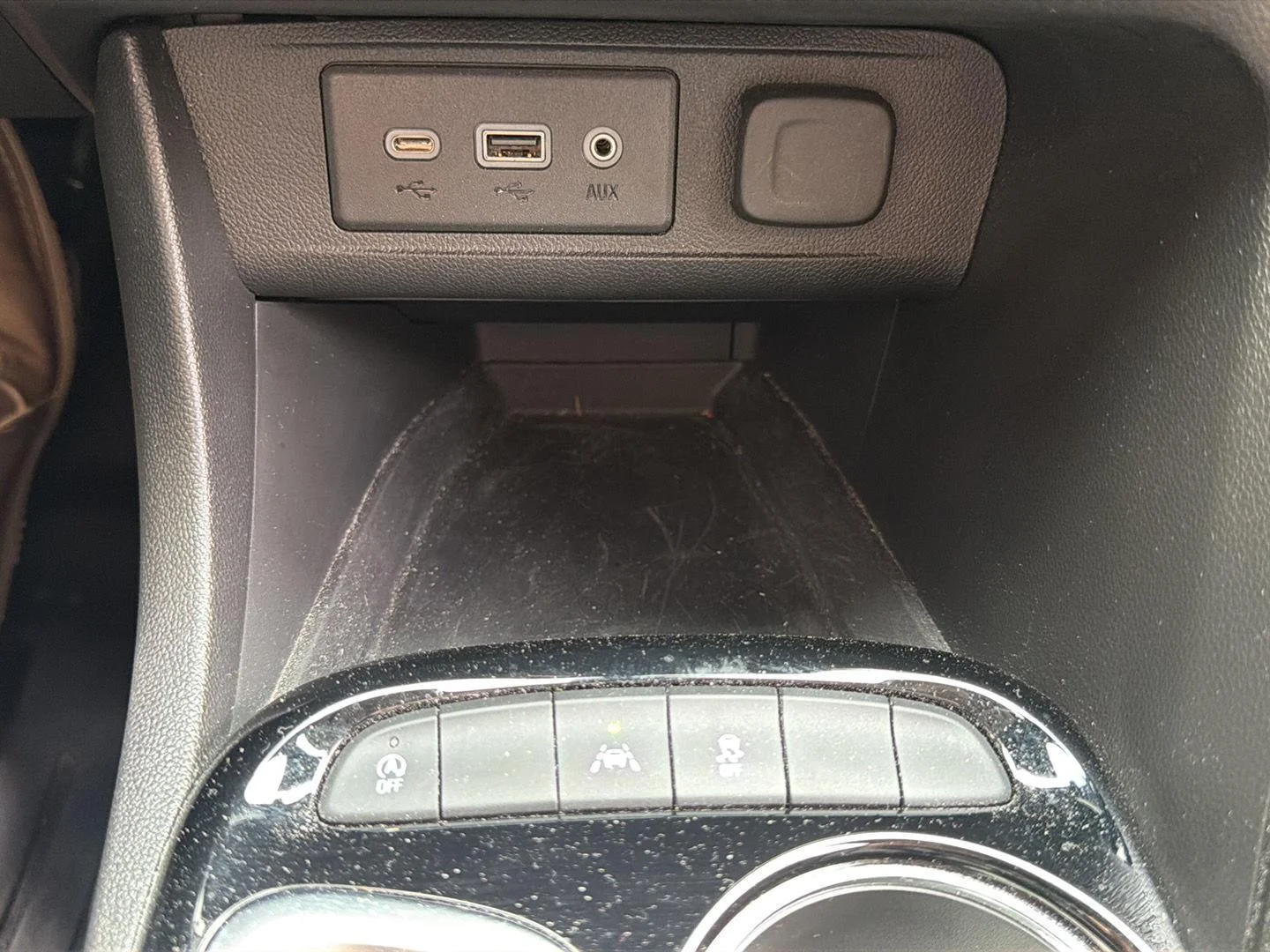 Used 2020 Deep Azure Metallic Buick Select image 18
