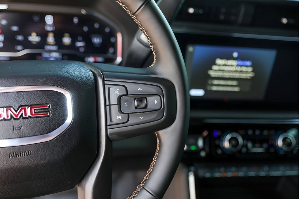 Used 2025 Onyx Black GMC AT4 image 16