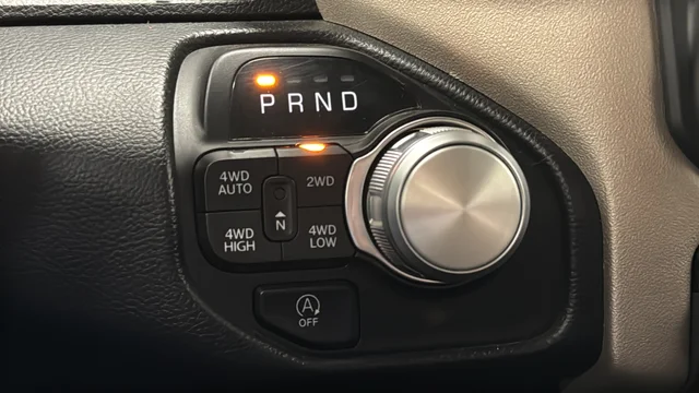 Used 2022 Diamond Black Ram Laramie image 18