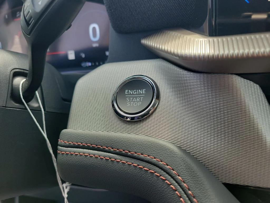 New 2026 Agate Black Metallic Ford Active image 34