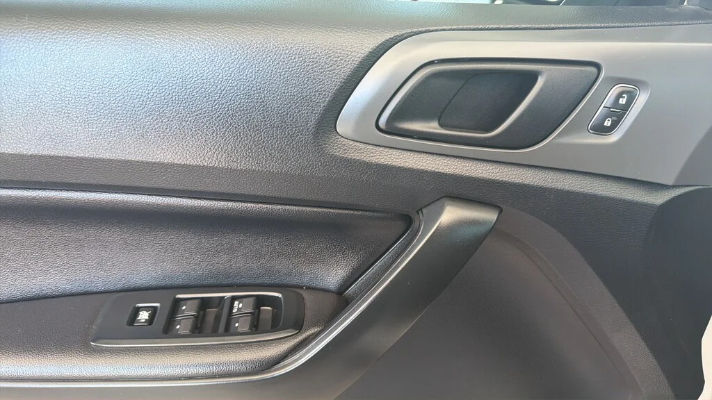 Used 2020 Oxford White Ford XL image 18