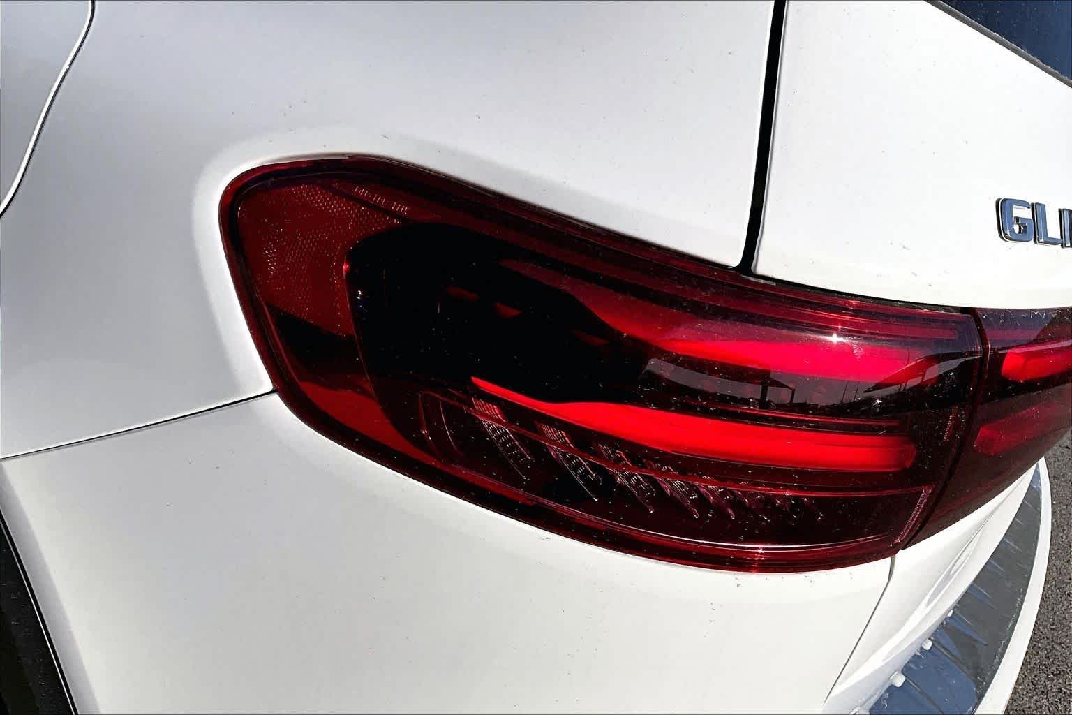 New 2026 Polar White Mercedes-Benz GLB 250 image 6