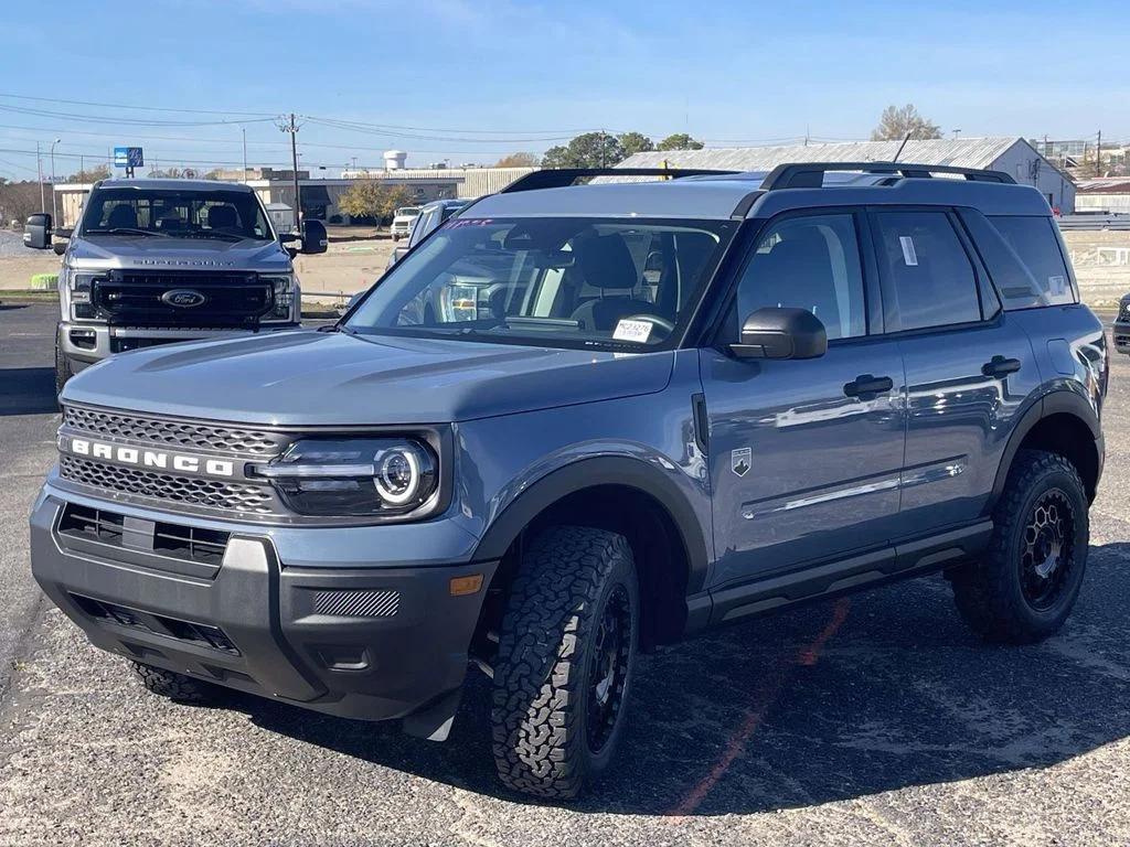 New 2025 Azure Gray Metallic Tri-Coat Ford Big Bend® image 7