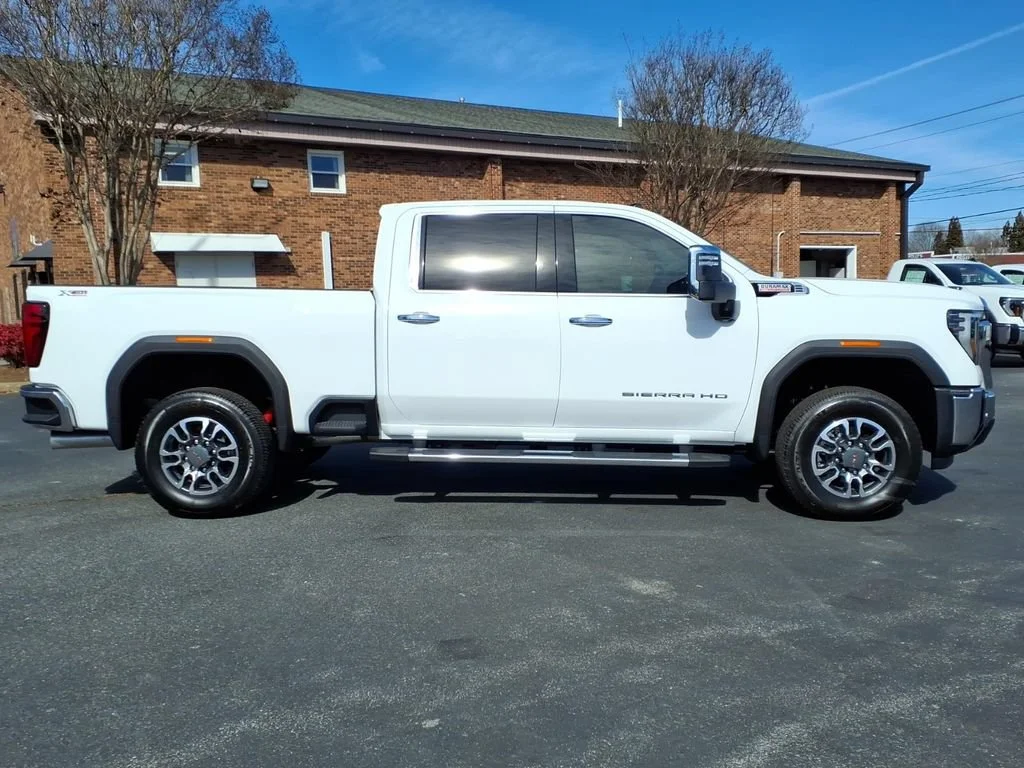 New 2026 Summit White GMC SLT image 26