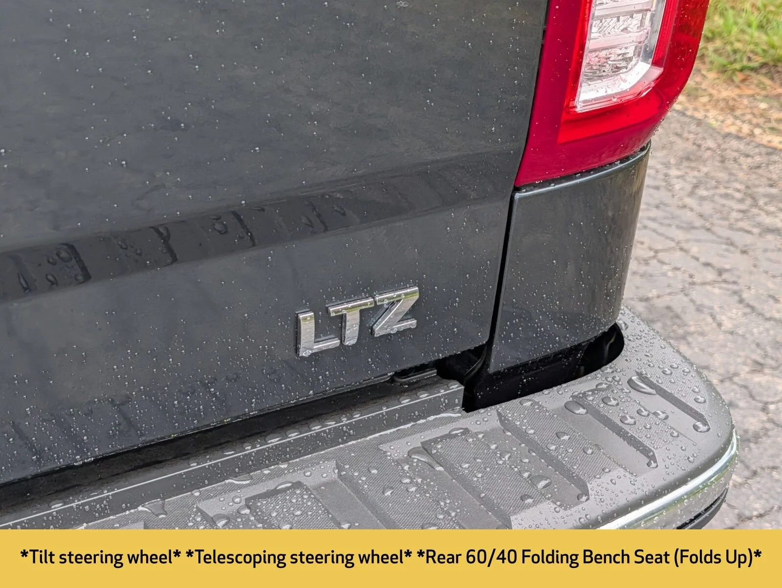 Used 2017 GRAPHITE METALLIC Chevrolet LTZ image 18