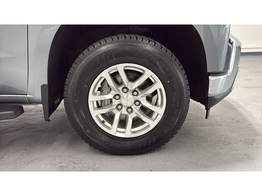 Used 2019 SATIN STEEL METALLIC Chevrolet LTZ image 4