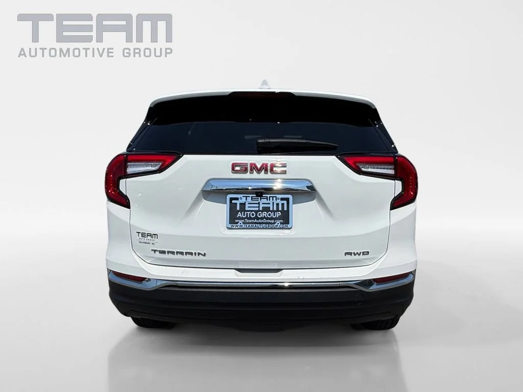 Used 2024 Summit White GMC SLT image 6