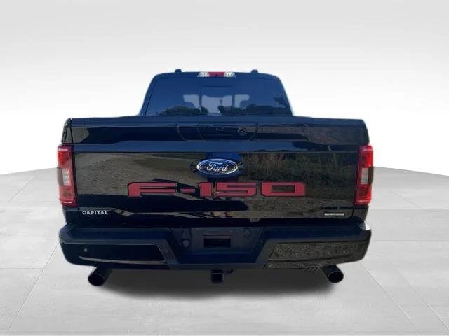 Used 2022 Black Ford XLT image 6
