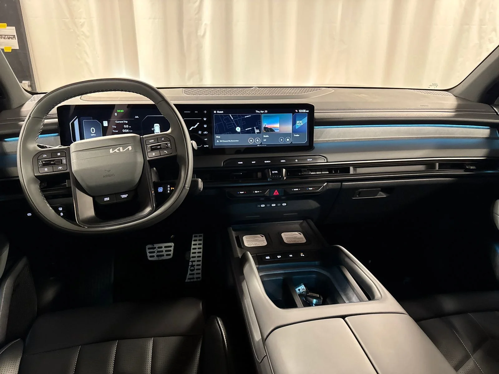 New 2027 Glacial White Pearl Kia X-Line SX image 4