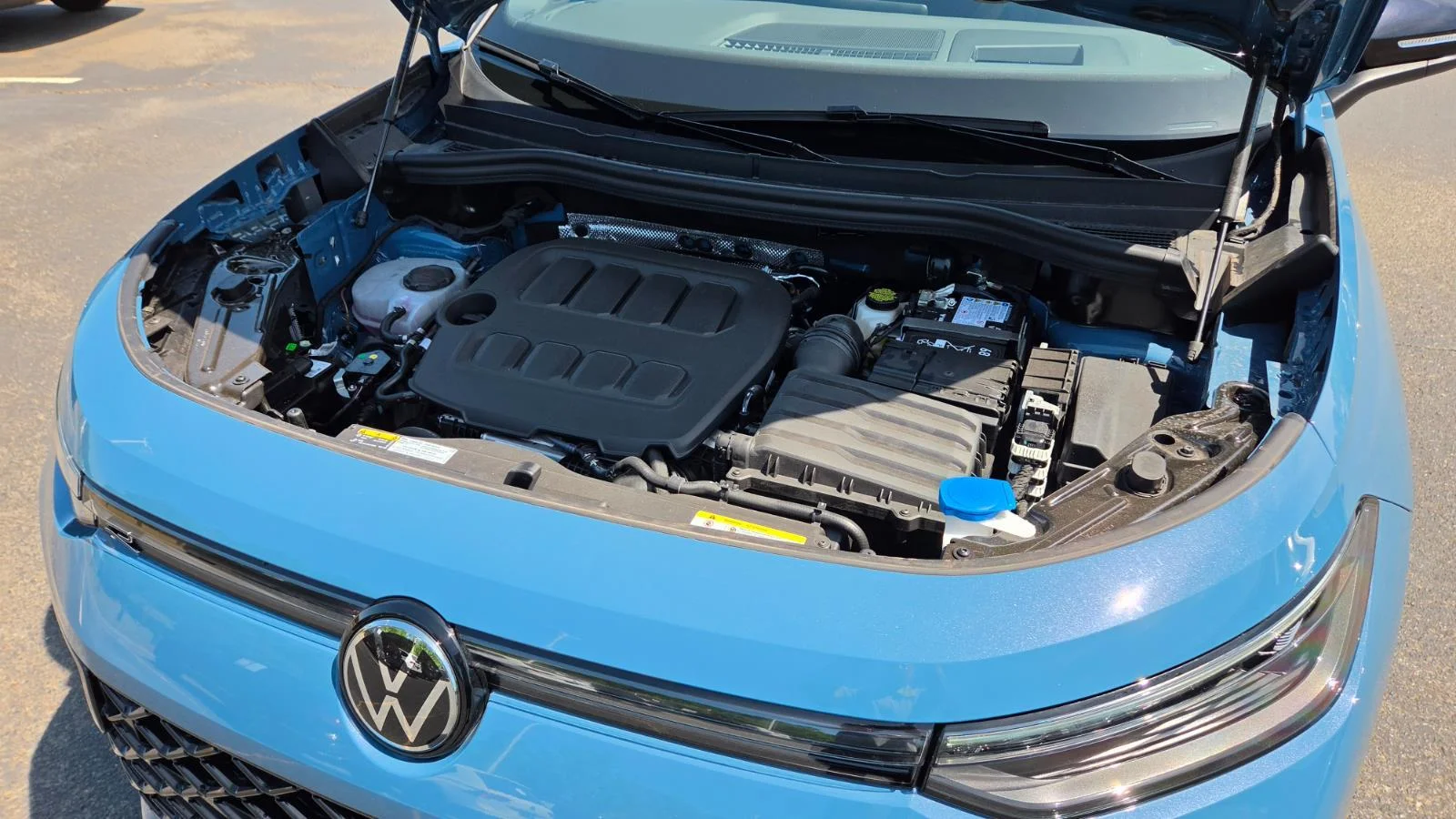 New 2026 Monterey Blue Pearl Volkswagen SE R-Line Black image 17